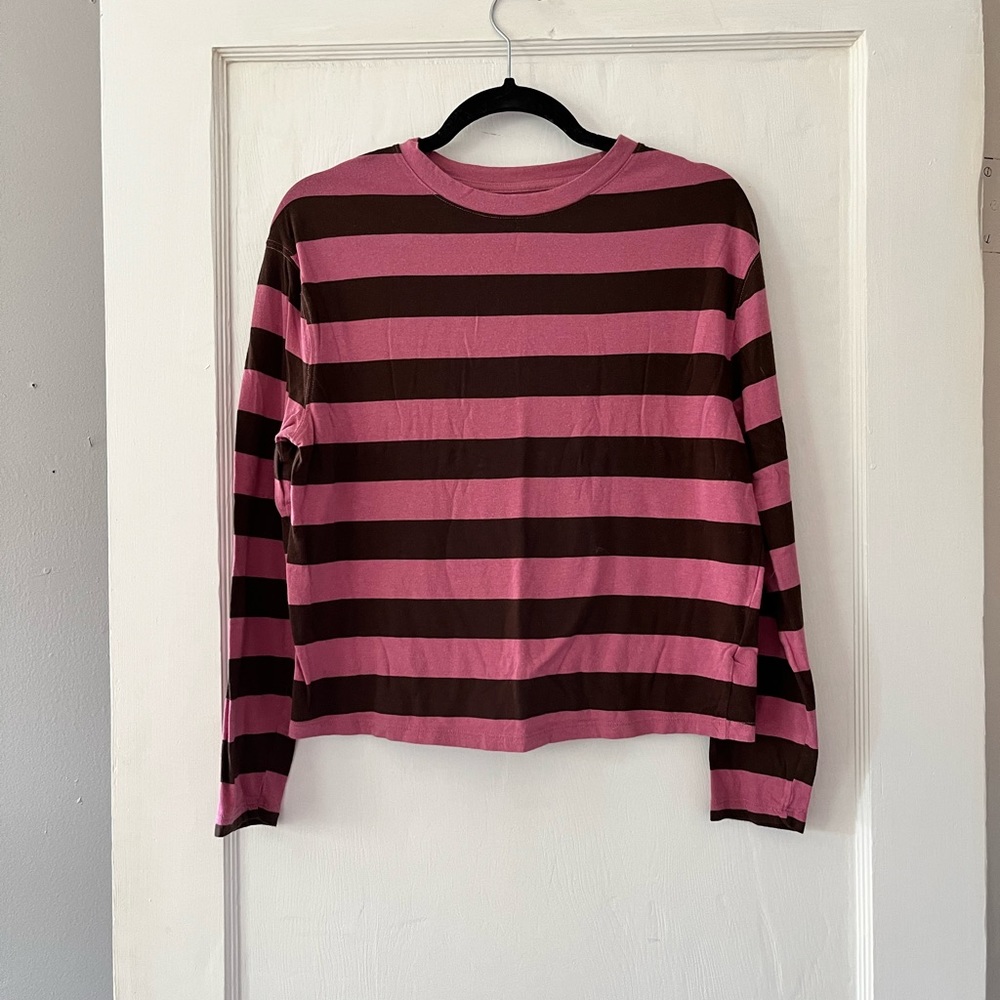 A new day cropped tee